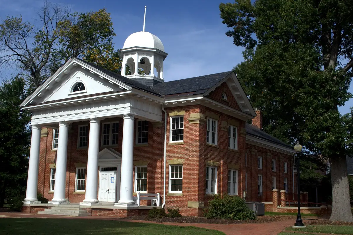 Chesterfield Historic Courthouse at Courthouse Square